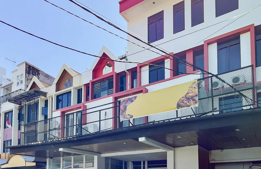 Hotel Yasmin Makassar Mitra RedDoorz-1