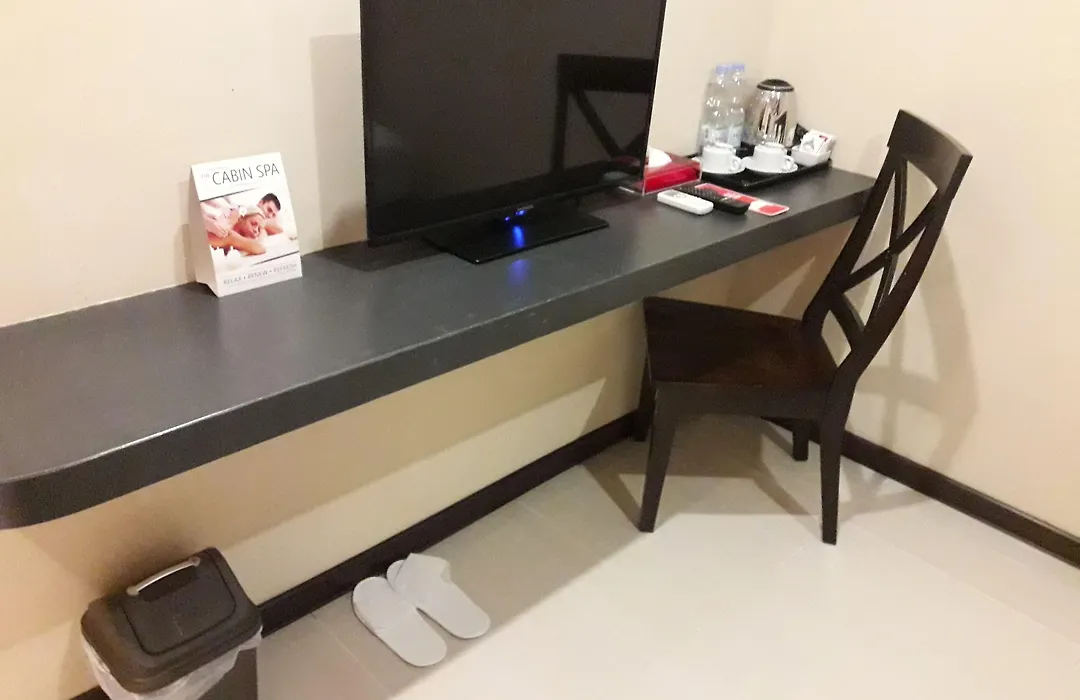 Crew Express Hotel-1