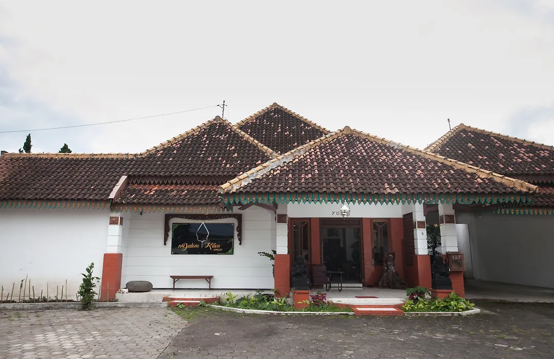 RedDoorz near Brawijaya University-1