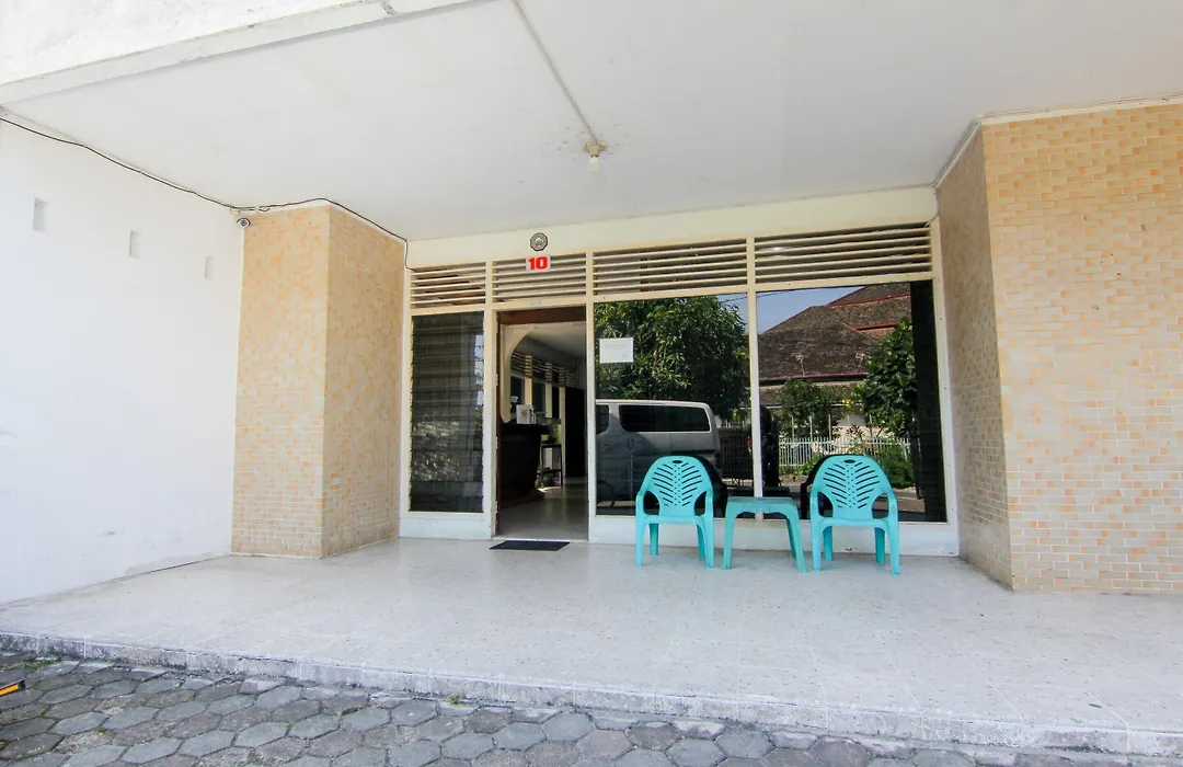 Lestari Guesthouse-1