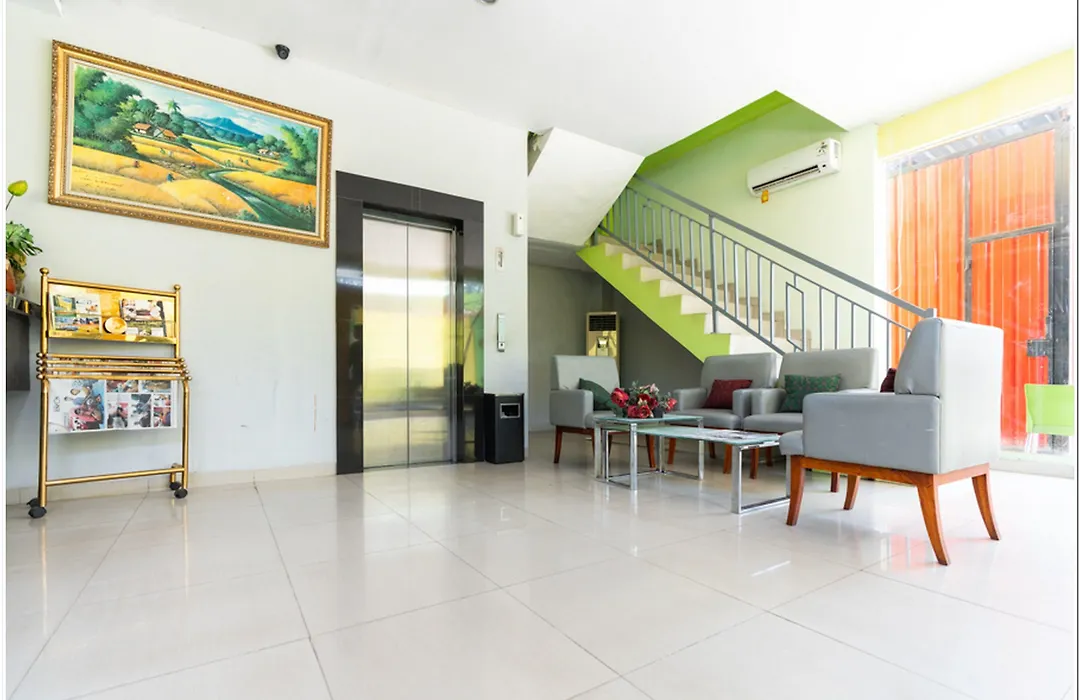 RedDoorz Plus at Hertasning Area Makassar-1