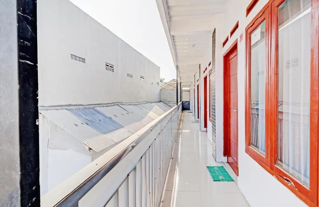 Oyo Life 90570 Heboh Guest House Syariah-1