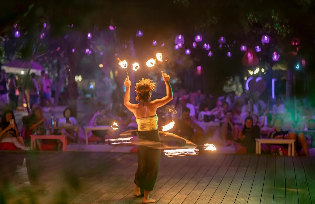 Pinkcoco Gili Trawangan - Constant Surprises - For Cool Adults Only-1