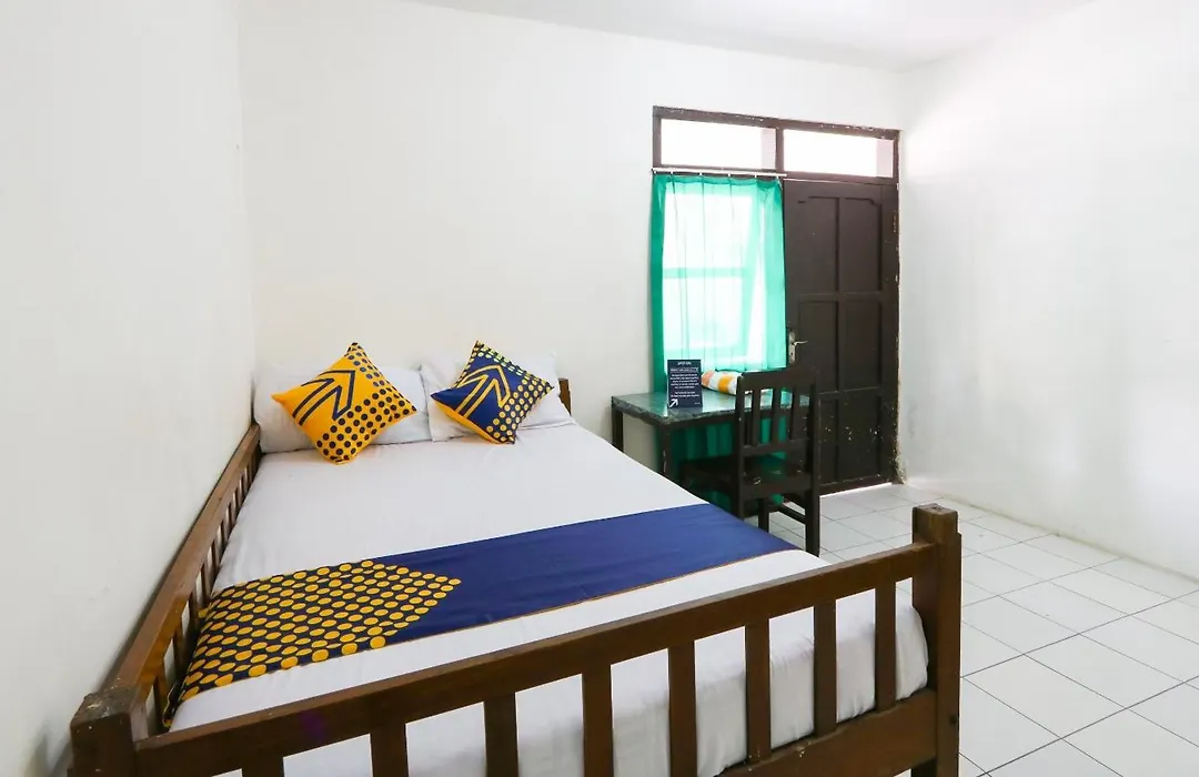 SPOT ON 2422 Hotel Moga Sari-1