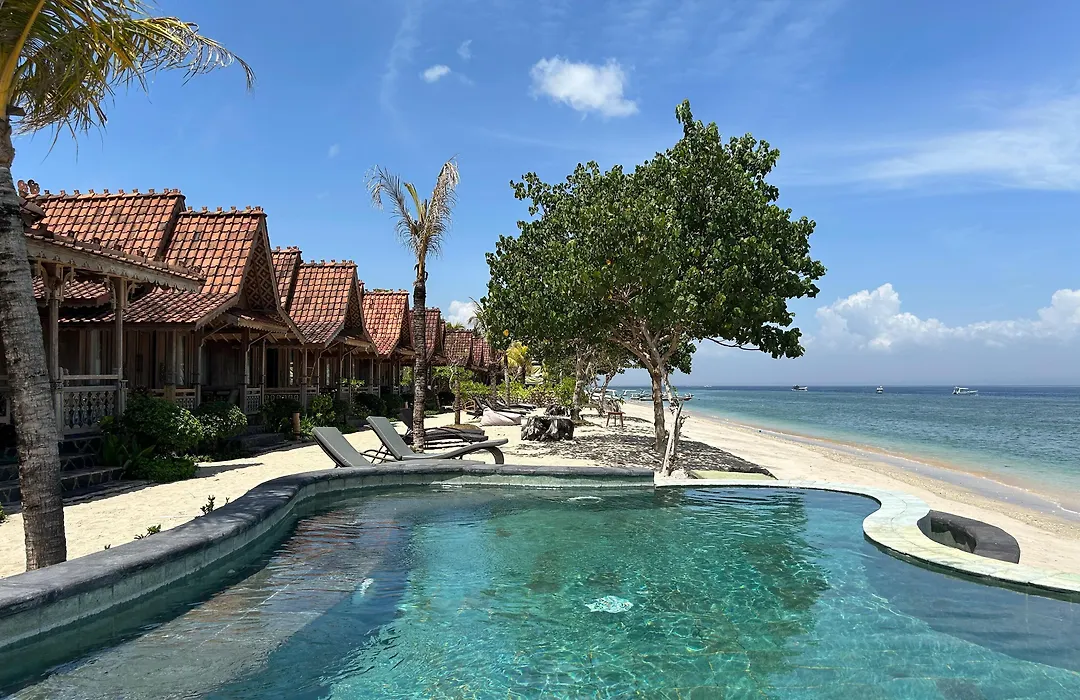 Blue Harbor Beachfront Villas & Resto-1