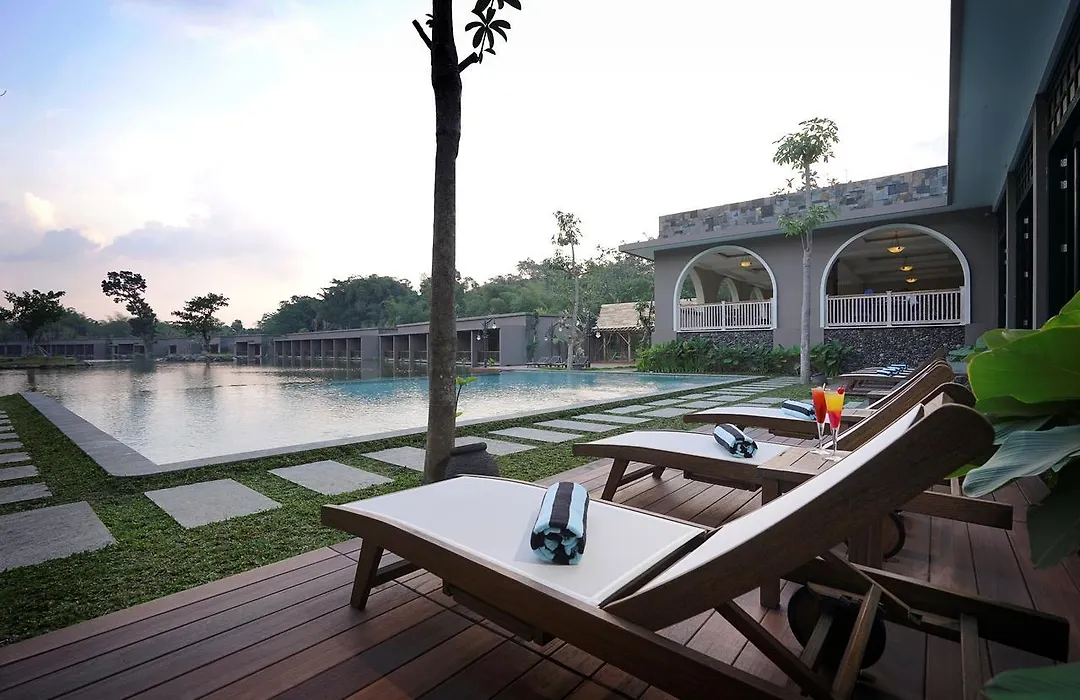 The Westlake Hotel&Resort Yogyakarta-1
