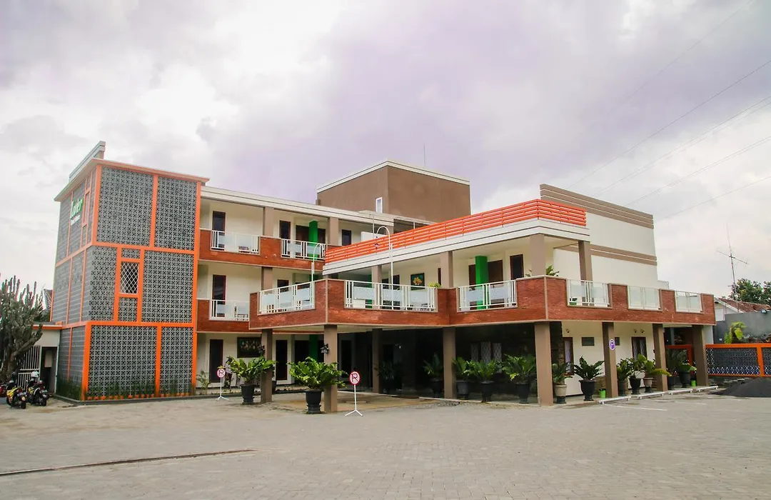 Zavier Hotel-1