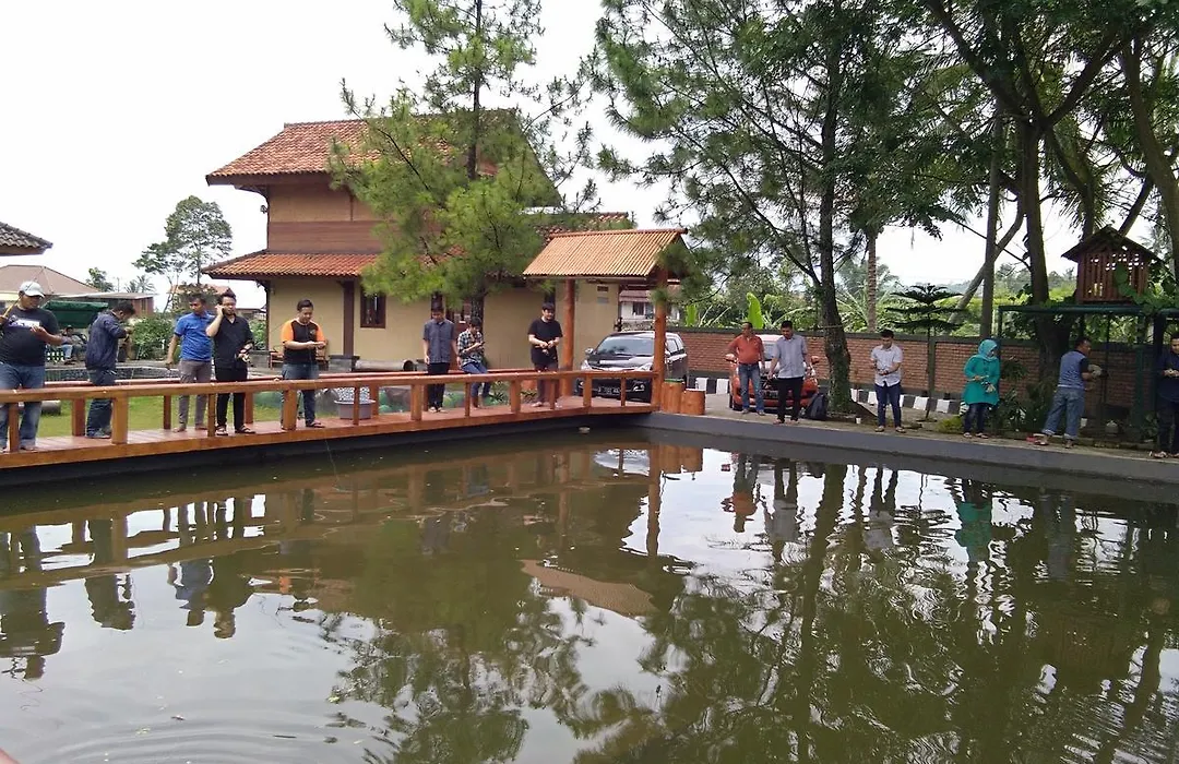 Saung Gumati Garut-1