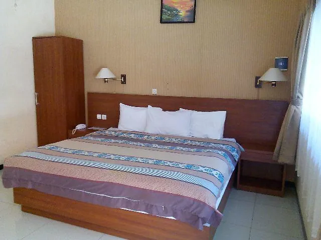 Hotel Kencana Pati-1