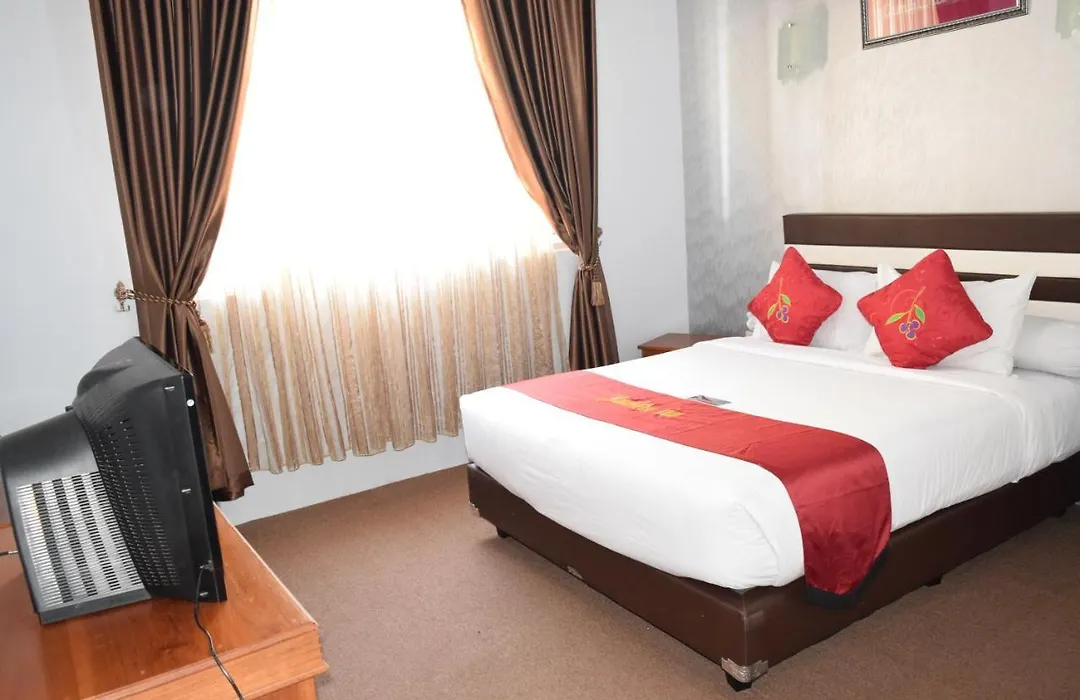 Jambura Inn-1