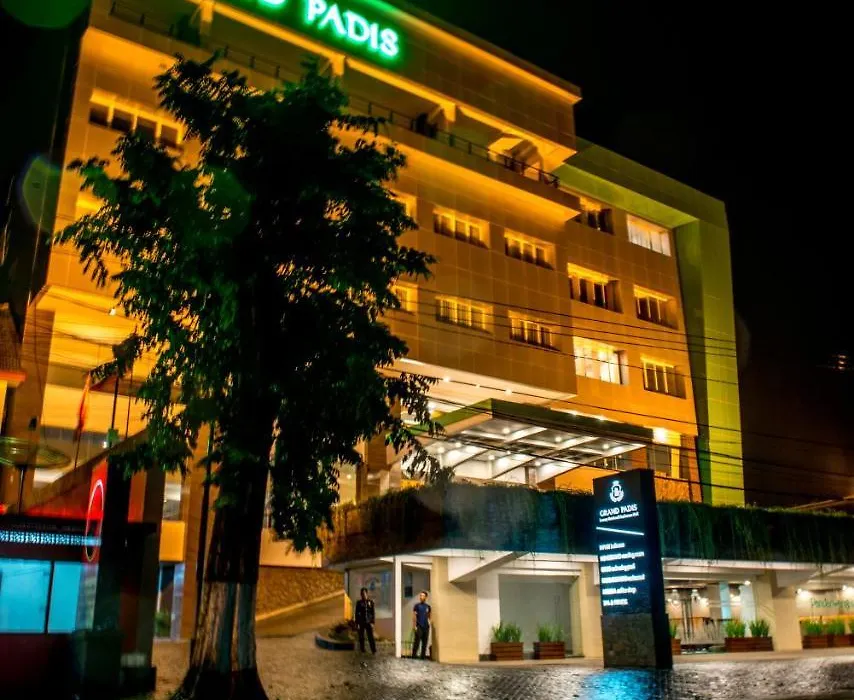 Grand Padis Hotel-1