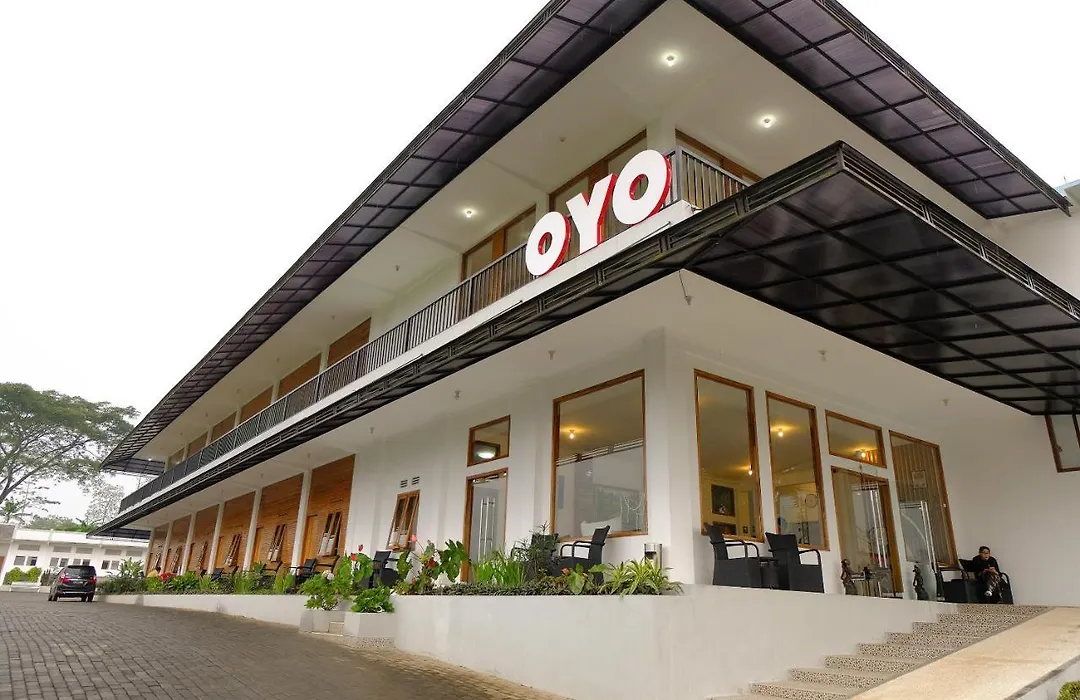 Oyo 446 Hotel Kawi Surapatha-1