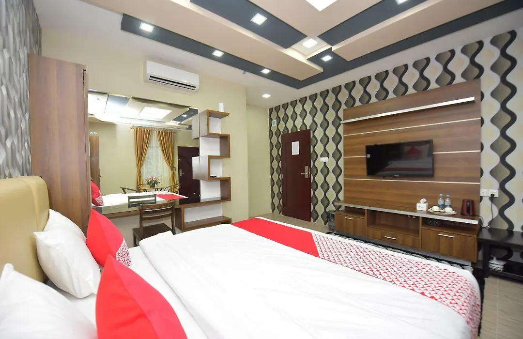 Oyo 1228 Hotel Novanda-1