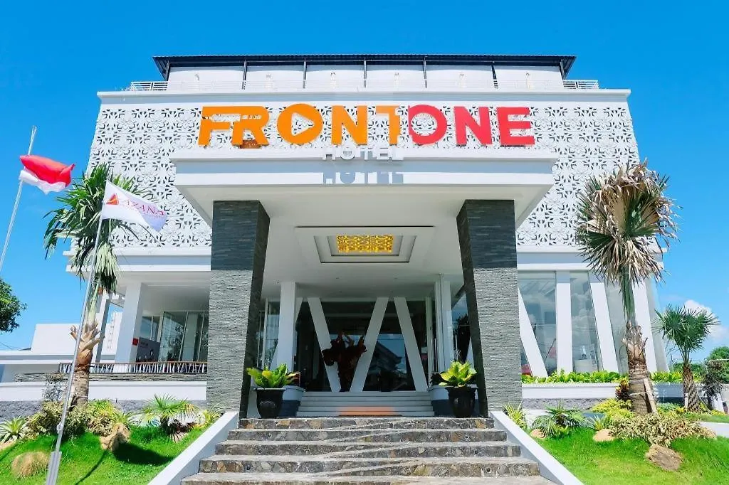 Front One Hotel Pamekasan Madura-1
