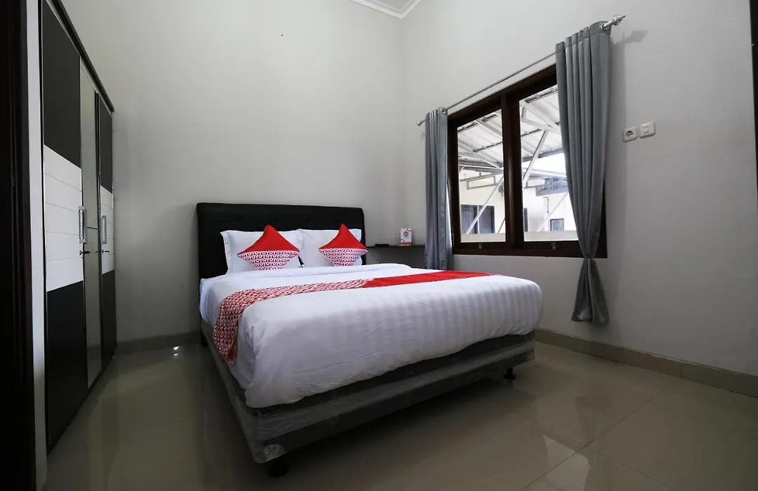 Oyo 2231 D'Kost-1