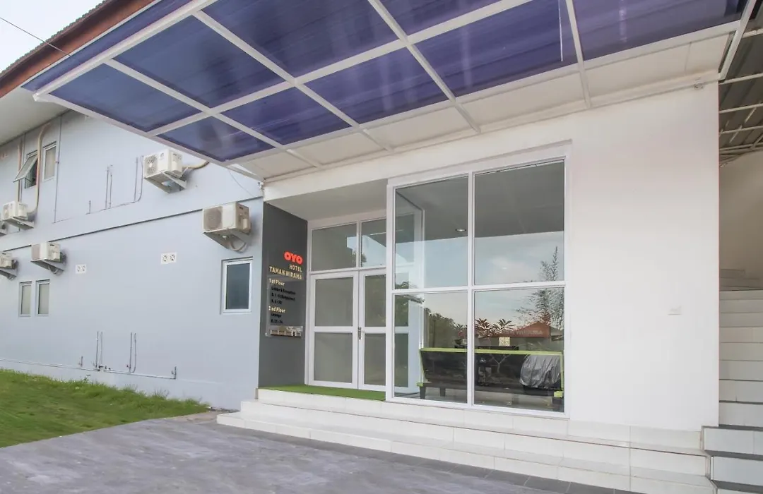 OYO 2270 Hotel Taman Wirama-1