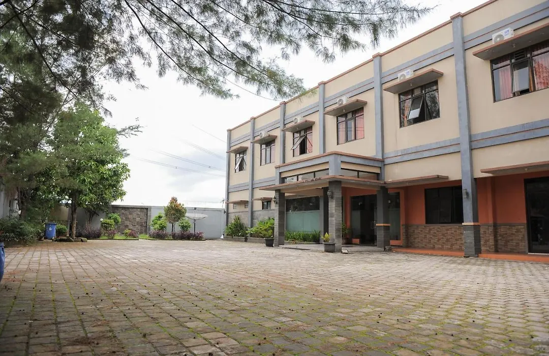 SPOT ON 2559 Hotel Handayani Syariah-1