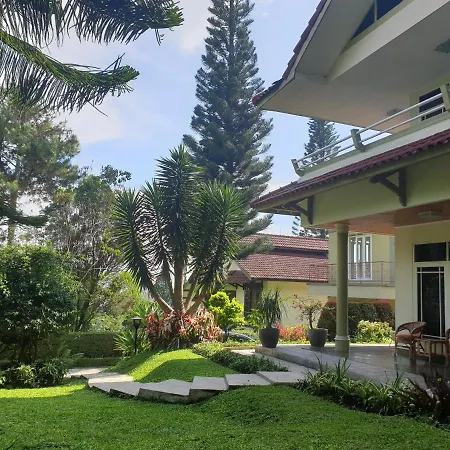 Villa Bougenvile Lembang Asri-3
