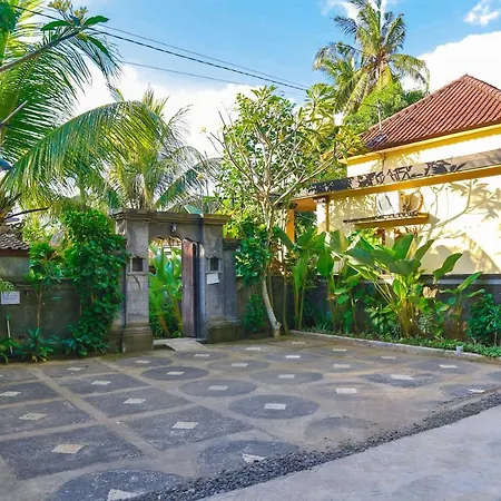 Aron Guest House Ubud-3