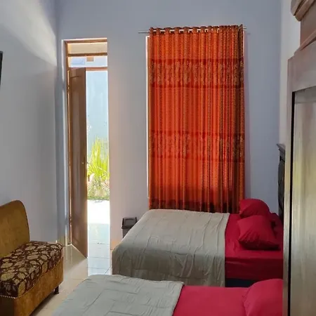 Hotel Arini 1-3