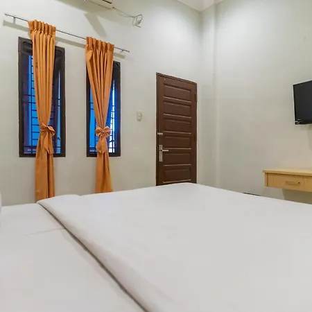 Vandolia Guest House Medan Redpartner-2