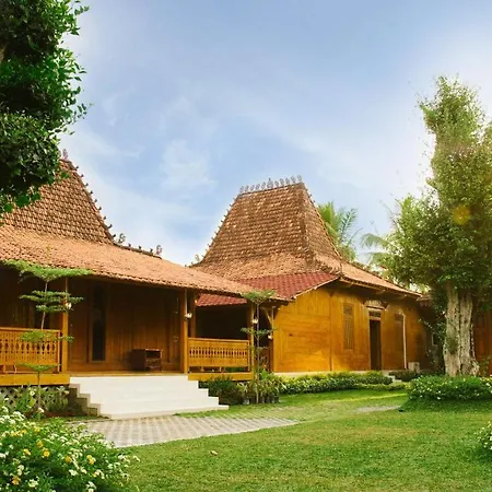 Kampoeng Joglo Boutique Hotel-2