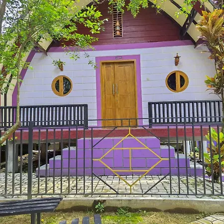 Bungalow Ungu Kebumen Redpartner-3