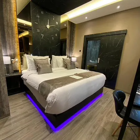 De Paris Hotel-3