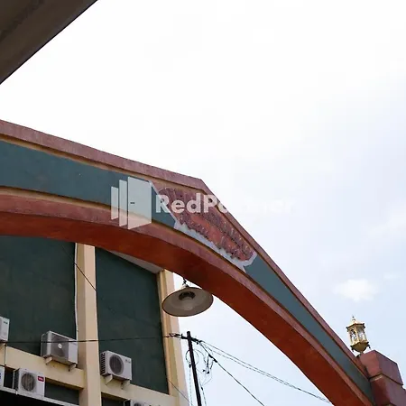 Hotel Ratu Ayu 2 Lampung RedPartner-2