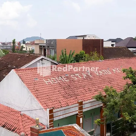 Hotel Ratu Ayu 2 Lampung RedPartner-3