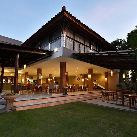 Puri Saron Hotel Baruna Beach Lovina-2
