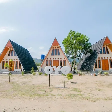 OYO 921 Hotel Ratu Pantai-2
