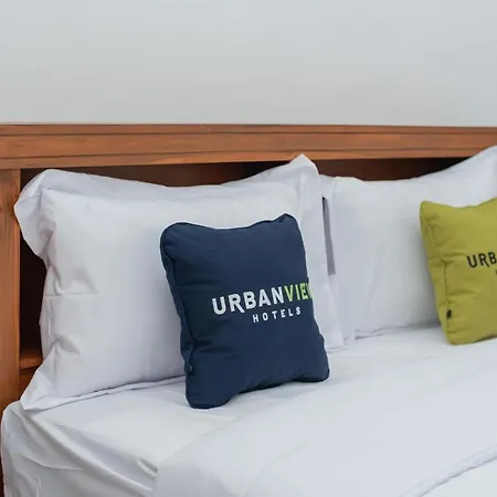 Urbanview Hotel Sky Batu Malang By Reddoorz-3