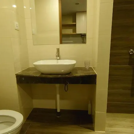 Tower A, 9th Floor, No 11 in Lubuk Baja Favehotel, Apartment in Nagoya Thamrin City-3