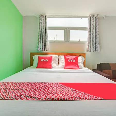 Super Oyo Collection O 3876 The Aurora Inn Lembang-2
