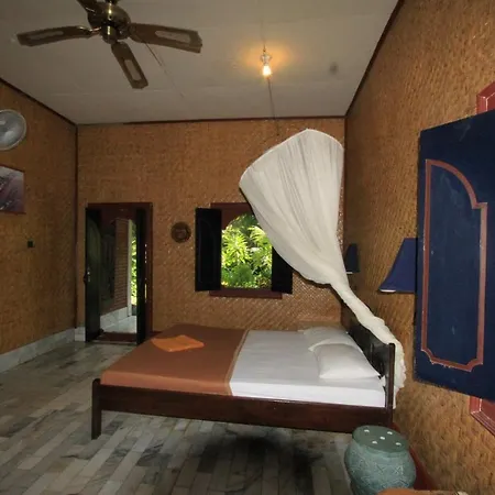 OYO 2020 Hotel Bumi Aditya-2