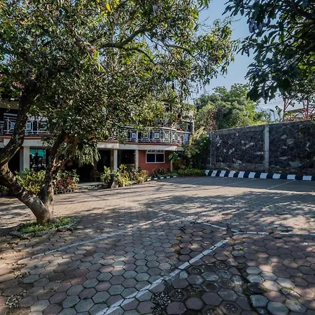 Palereman Hotel Redpartner Near Jatim Park 1-2