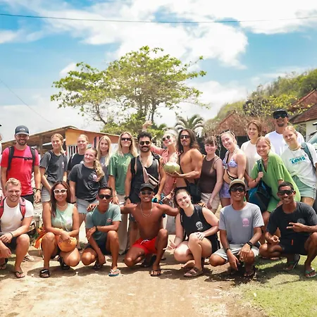 Surf & Party - Hostel Somewhere Else-2