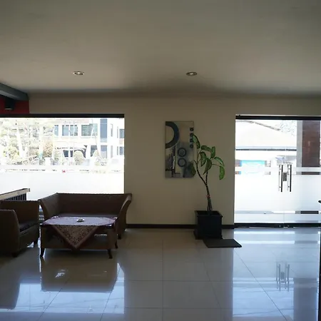 Hotel Puri Pangalengan-2