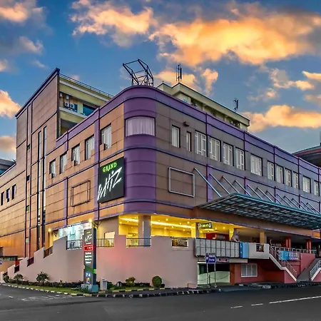 Grand Whiz Megamas Manado-3