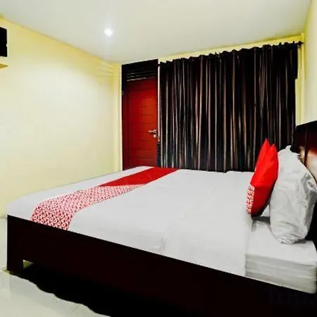 Oyo 90331 Hotel Toba Shanda-2
