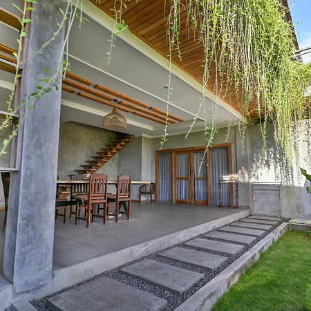 Canggu Wooden Green Paradise-3