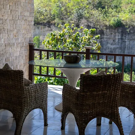 Adila Bali-3