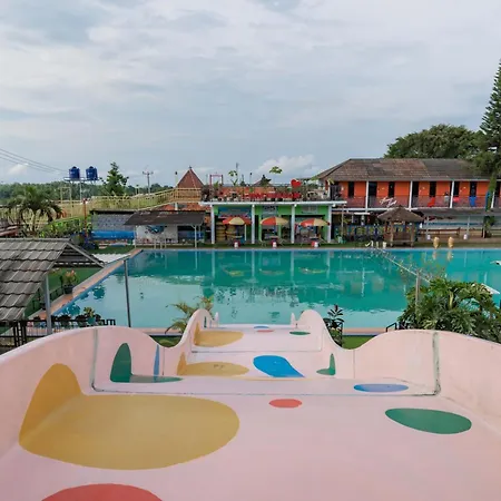 RedDoorz Resort Syariah @ Jaya Tirta Abadi-2