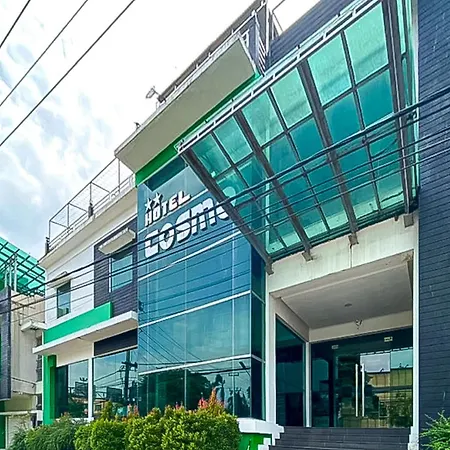 Urbanview Hotel Cosmo Jambi-3