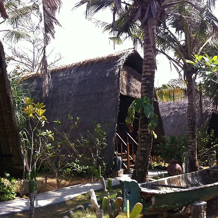 Dream Beach Huts-2