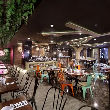 Favehotel Madiun-3