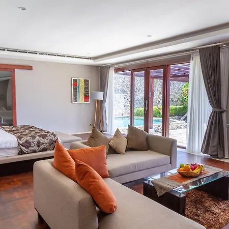 1000 m² dengan 5 kamar tidur dan 5 kamar mandi pribadi di Uluwatu-2
