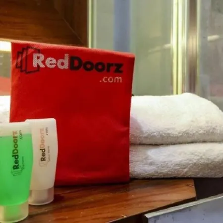 Reddoorz Near Tvri Gorontalo-3