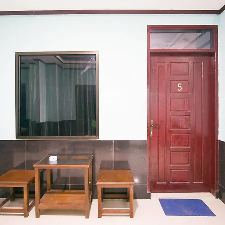 Reddoorz Near Mikie Holiday Funland Berastagi-2